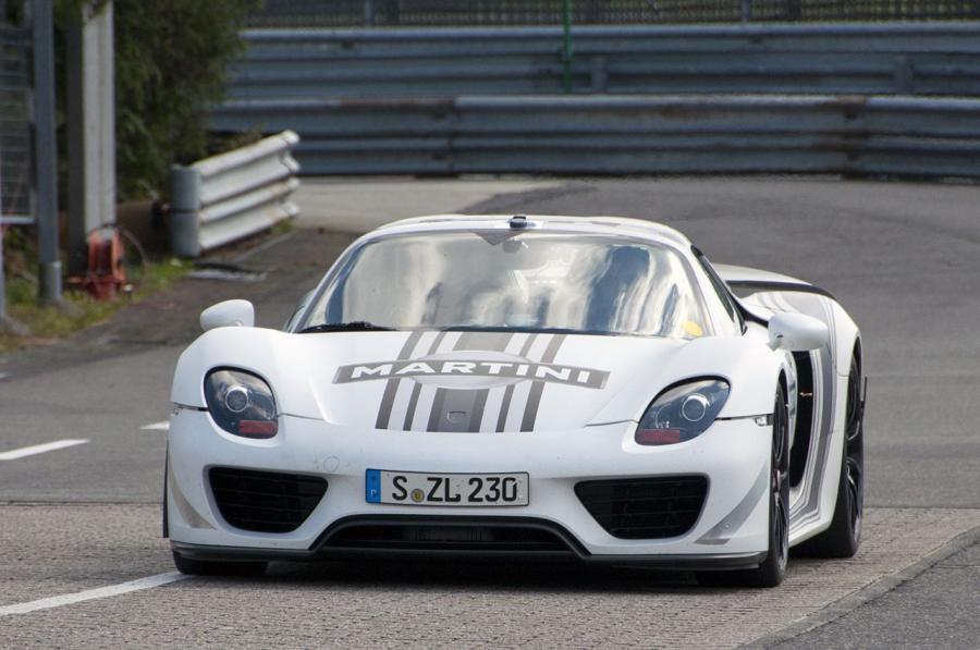  Porsche 918 Spyder 2014 года  (фото 97 из 111)